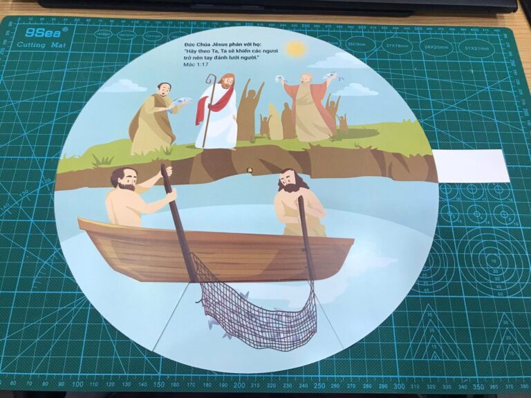 Thị cụ hình xoay Chúa Giê-xu bắt đầu chức vụ